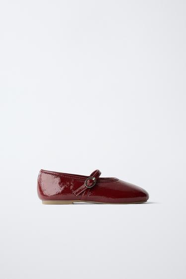 FLATS ACHAROLADOS - Rojo Burdeos de Zara