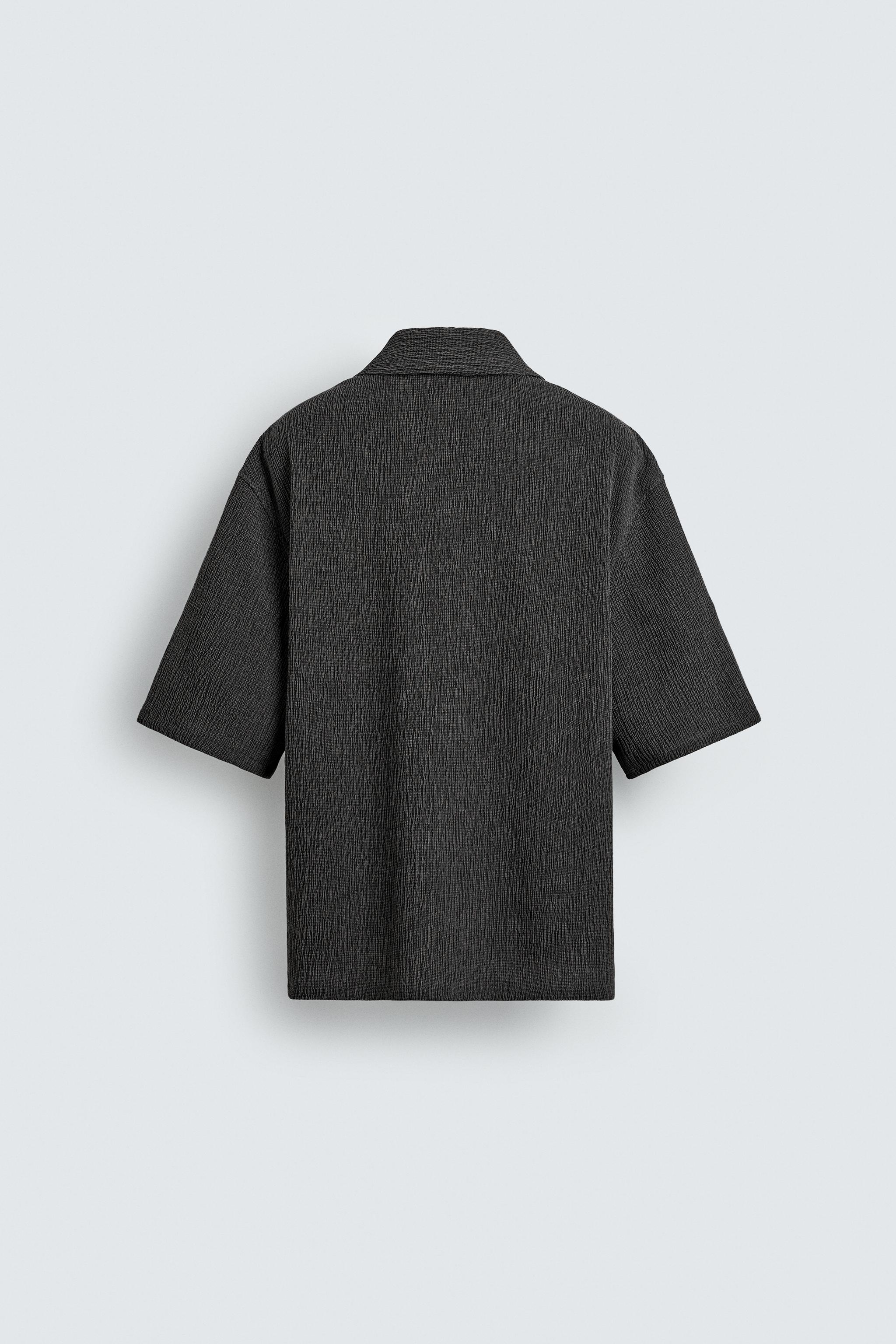 EMBOSSED RELAXED FIT SHIRT