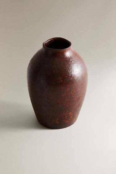 VASE CÉRAMIQUE RUGUEUX - Kaki de Zara - Image 1