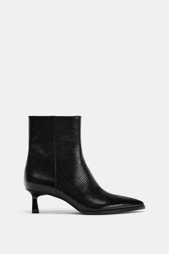 BOTÍN TACÓN GRABADO - Negro de Zara - Imagen 0