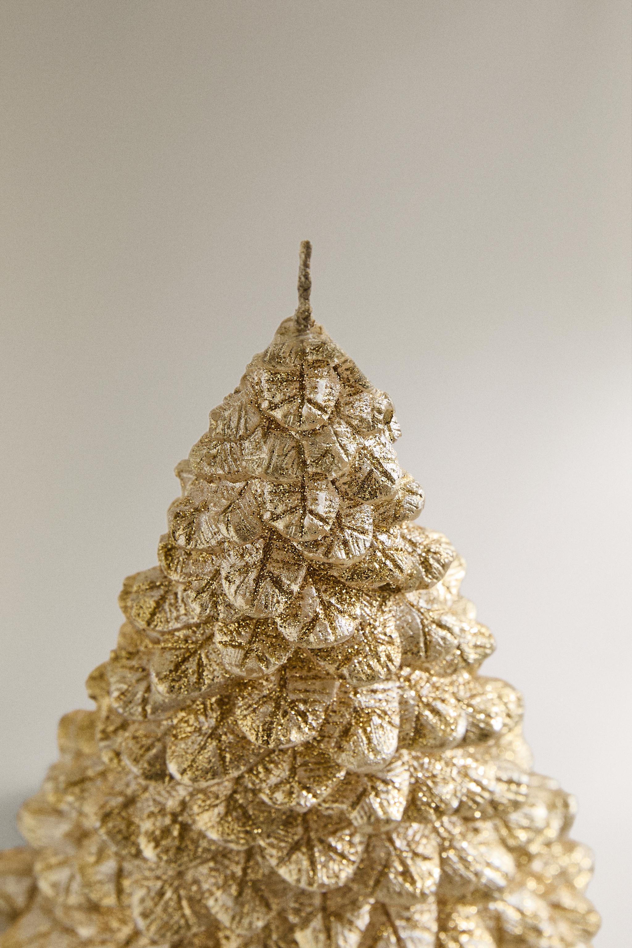 GLITTERY GOLD CHRISTMAS FIR TREE CANDLE