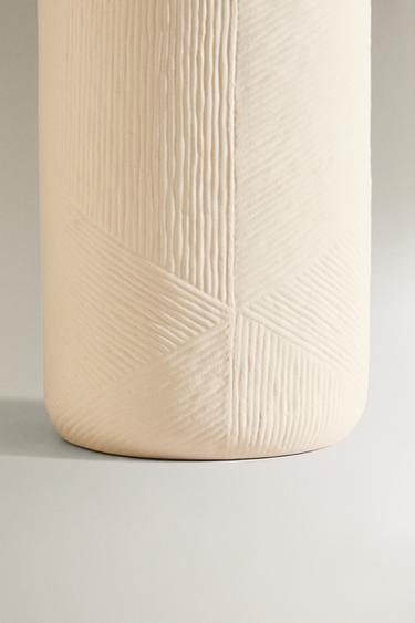 VASE CÉRAMIQUE TEXTURÉE - Blanc ivoire de Zara - Image 2