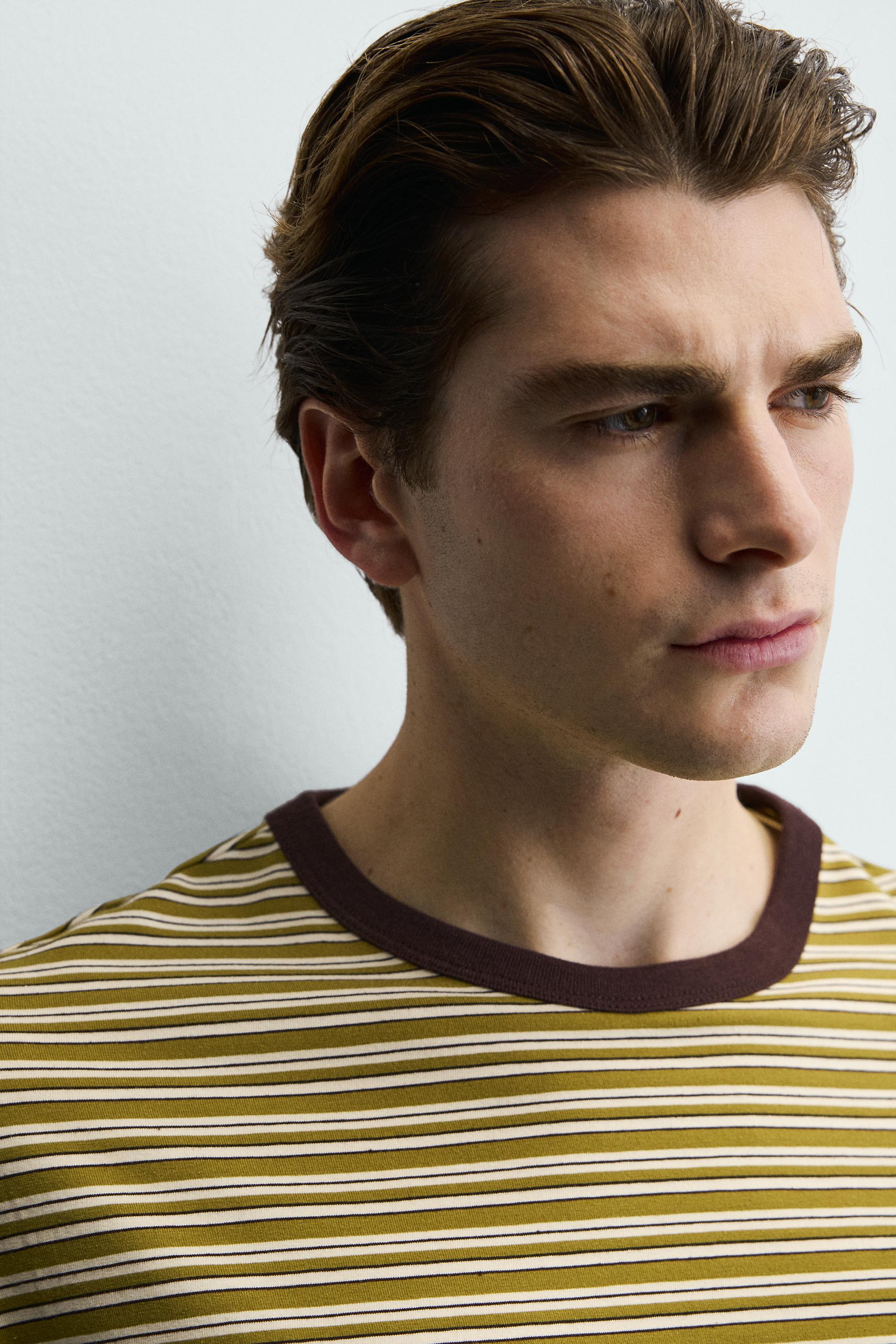 REGULAR FIT STRIPED T-SHIRT