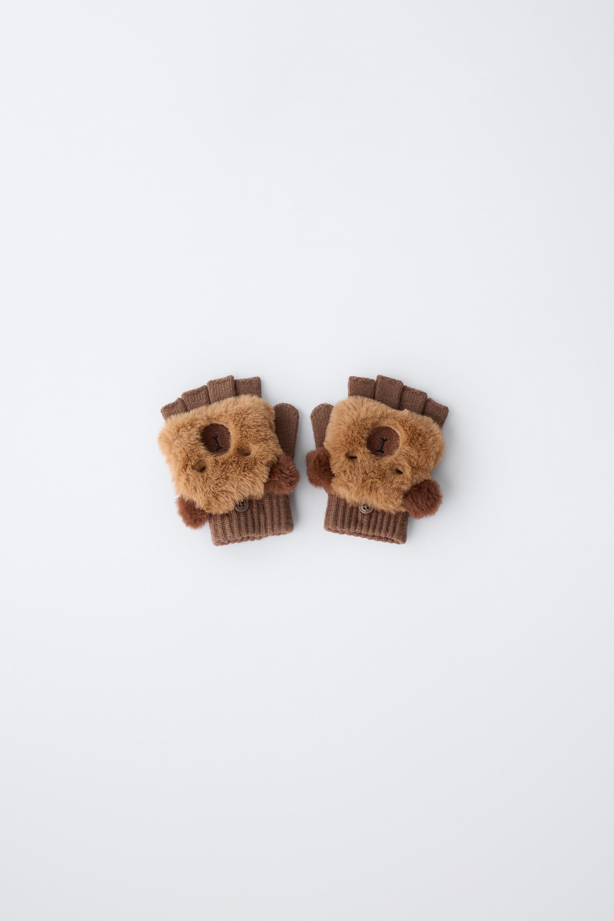 CAPYBARA FUR EFFECT MITTEN GLOVES