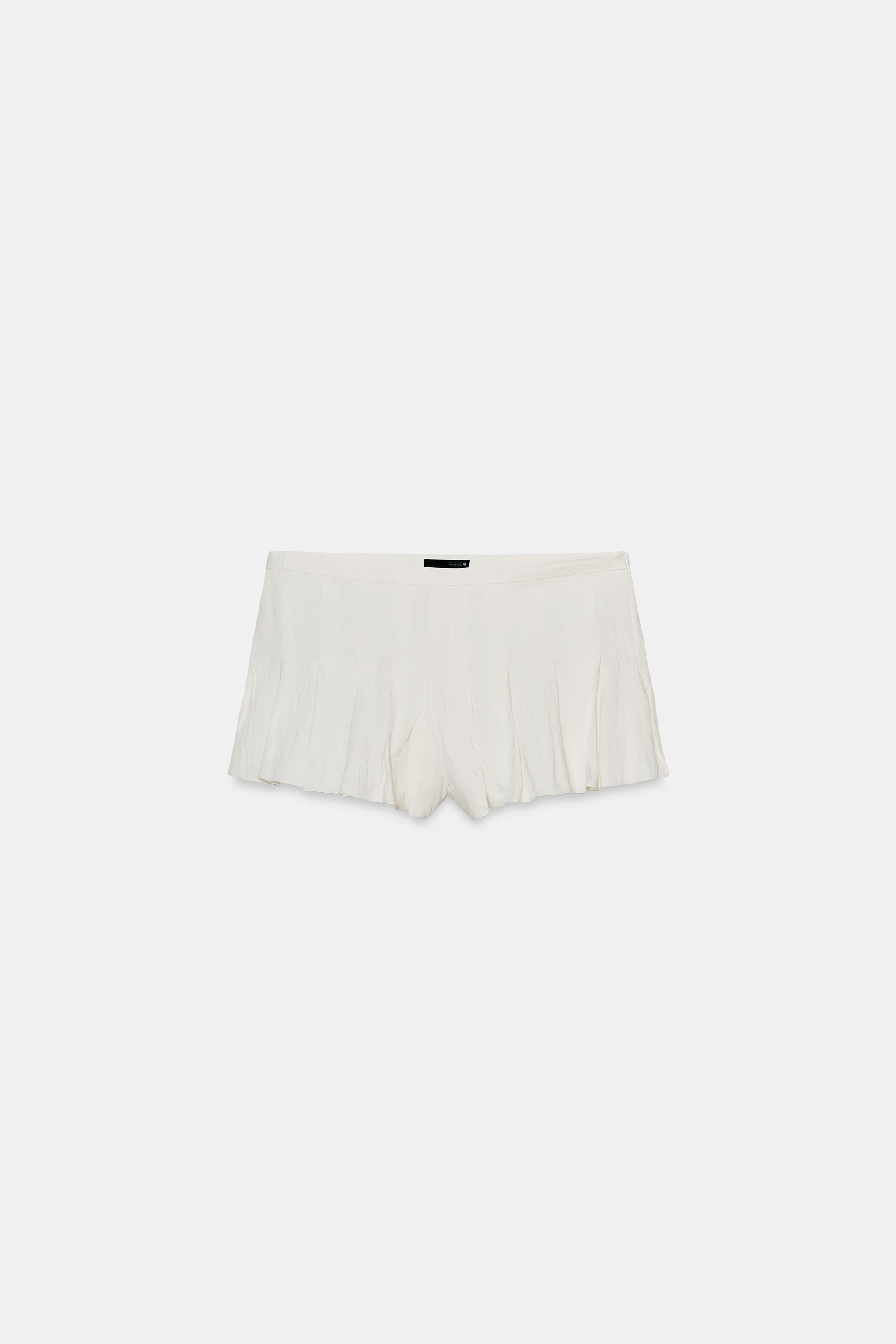 ZW COLLECTION PLEATED SHORTS
