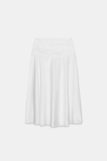 ボリュームミディ丈スカートホワイトZaraのボリュームミディ丈スカート - ホワイト 