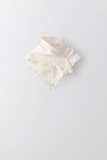 PAÑOLETA VOLANTES PUNTILLA ALGODÓN LINO LIMITED EDITION - Crudo de Zara - Imagen 0