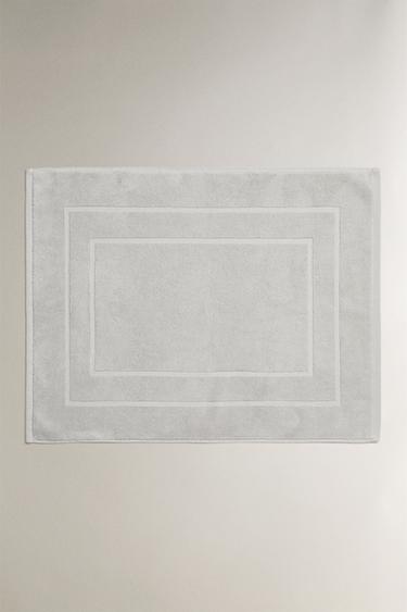 NON-SLIP COTTON BATH MAT - Light grey by Zara