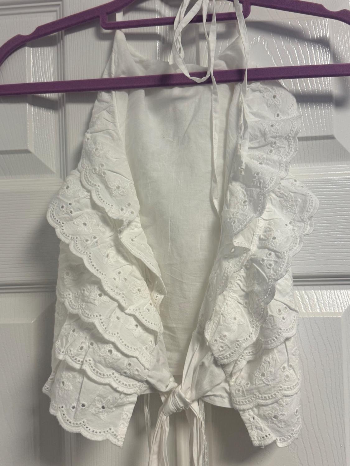 HALTER TOP WITH EMBROIDERED RUFFLES - Image 2