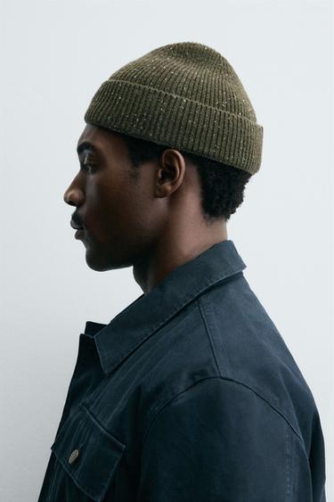 SHORT TEXTURED BEANIE - Khaki by Zara - Image 1