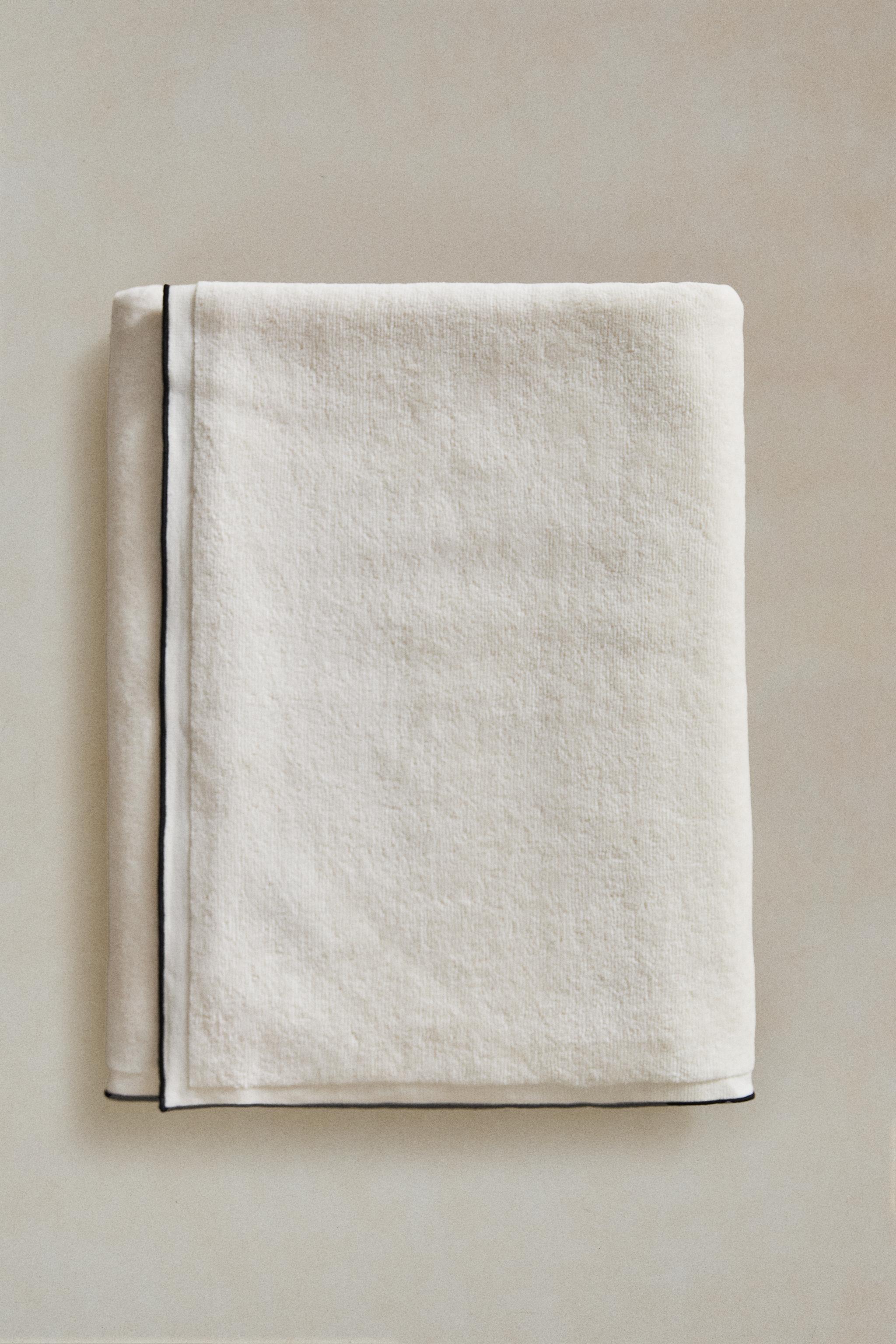 SERVIETTE DE BAIN VELOURS OVERLOCK