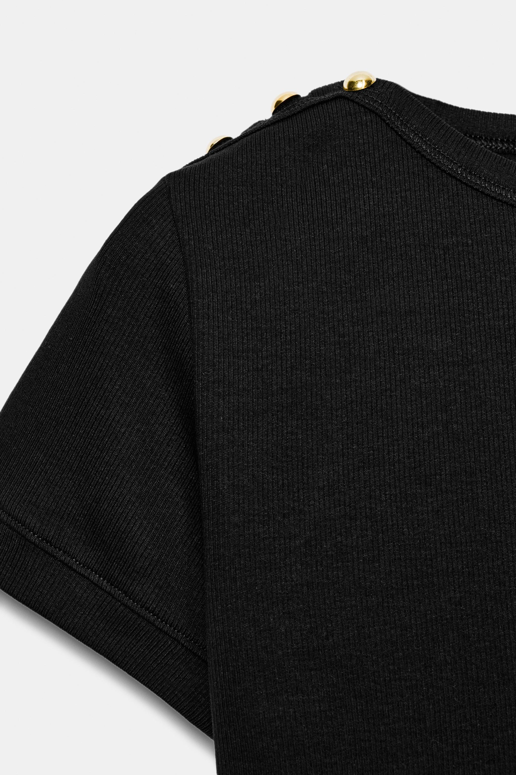 Женские футболки Zara RIBBED BUTTON T-SHIRT — фото 7