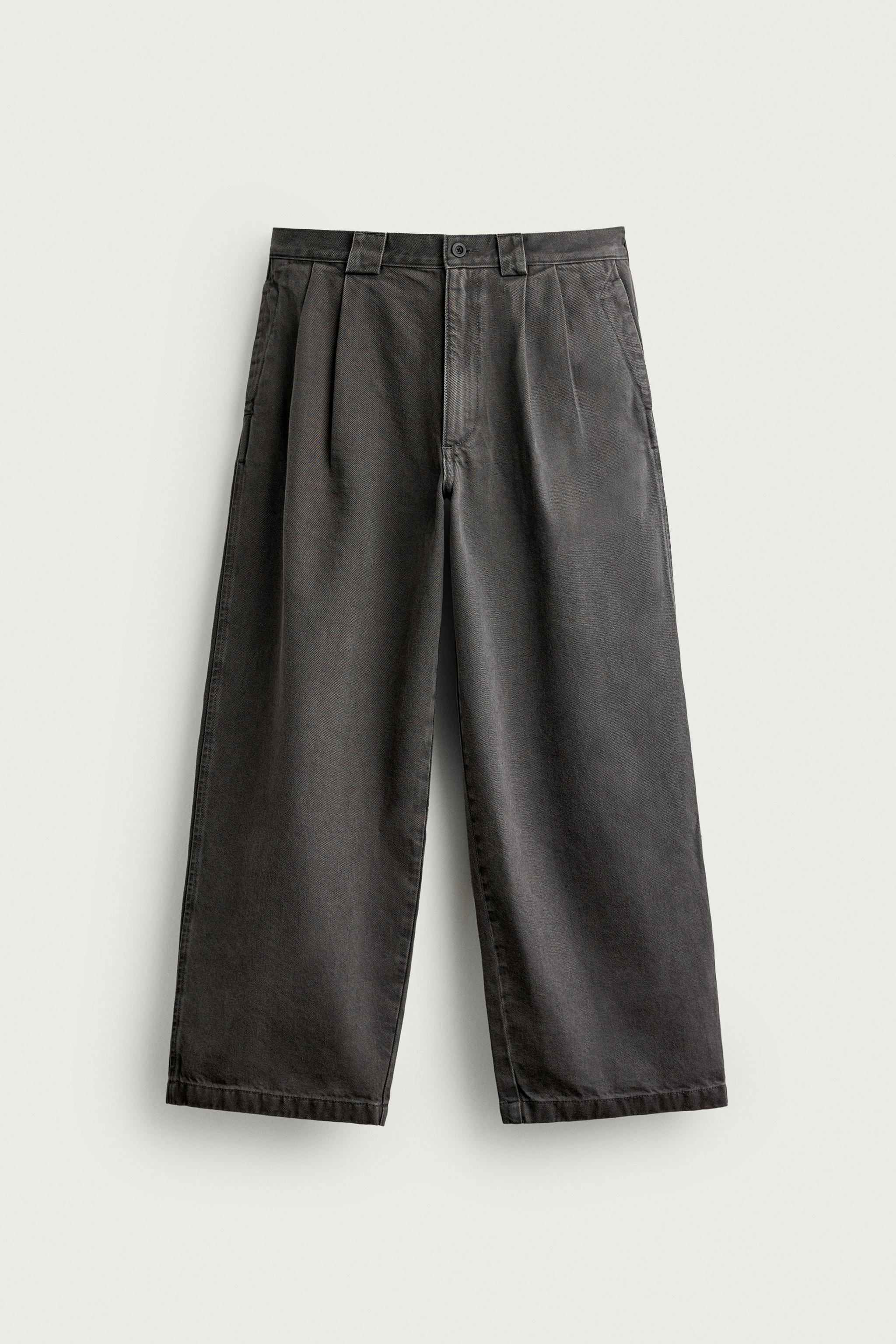 RELAXED FIT PLEATED CHINO PANTS