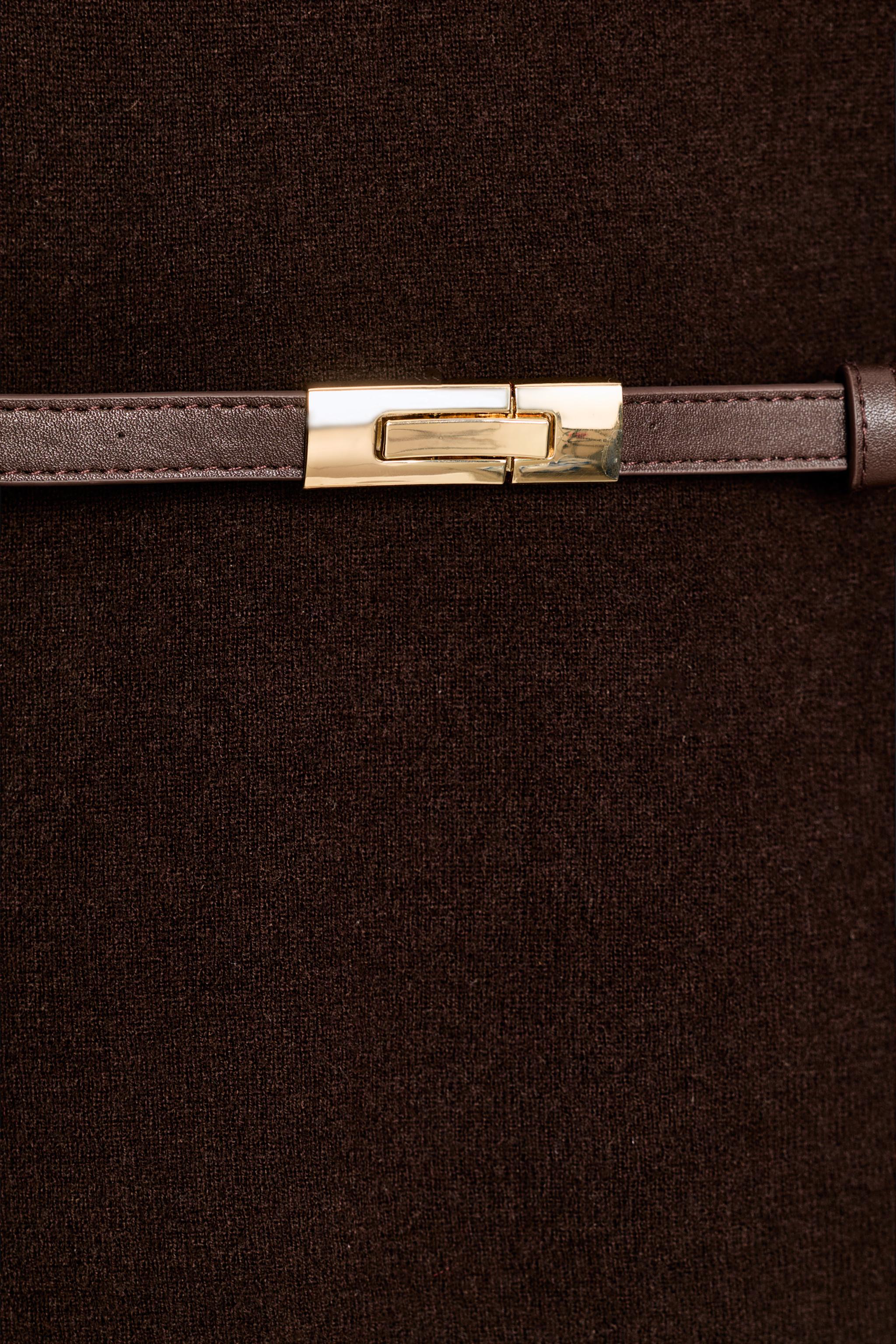 PULL 100 % LAINE COL MONTANT CEINTURE