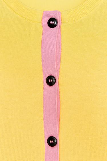 GILET EN MAILLE COLOR BLOCK - Jaune de Zara - Image 5