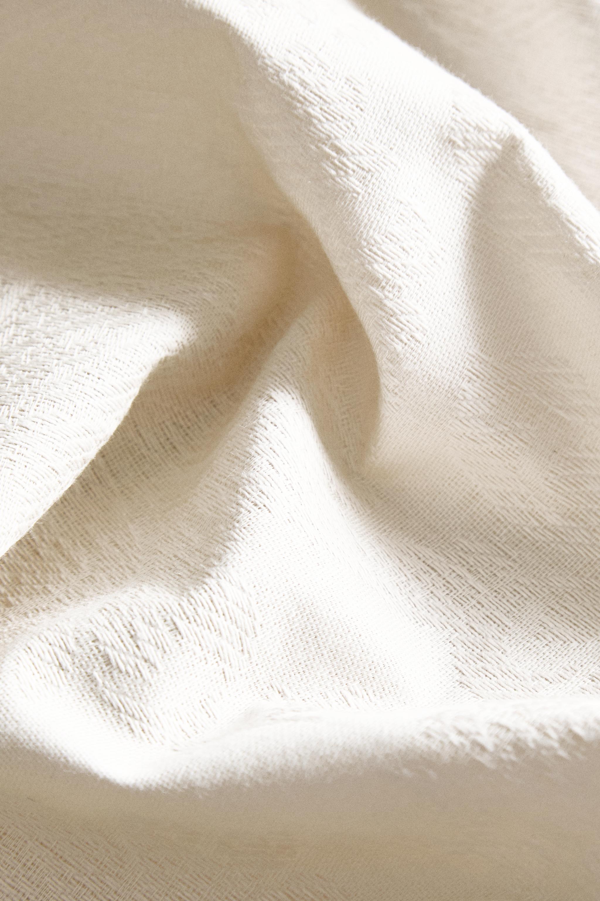 RESIN-COATED COTTON TABLECLOTH