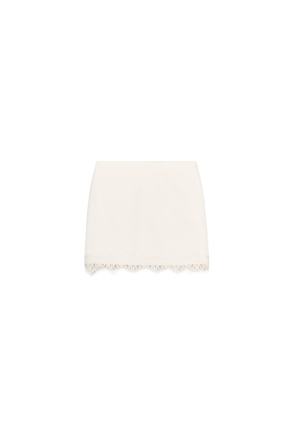 LACE HEM SKORT - image 3
