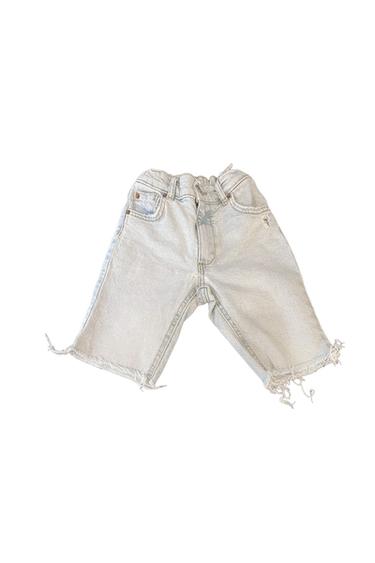 BLUE RIPPED DENIM SHORTS