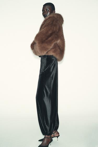 SHORT FAUX FUR COAT - Brown by Zara