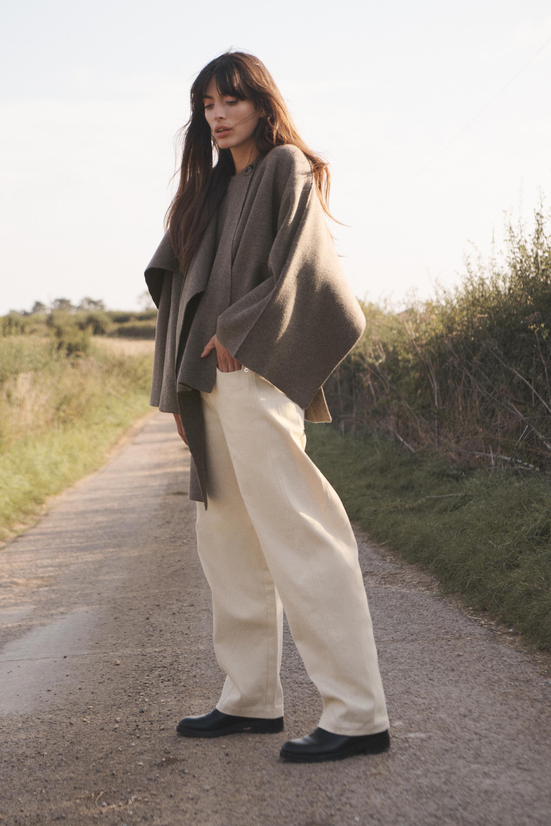 ZARA ニットケープコート スペイン発送 ZARA ニットケープコート