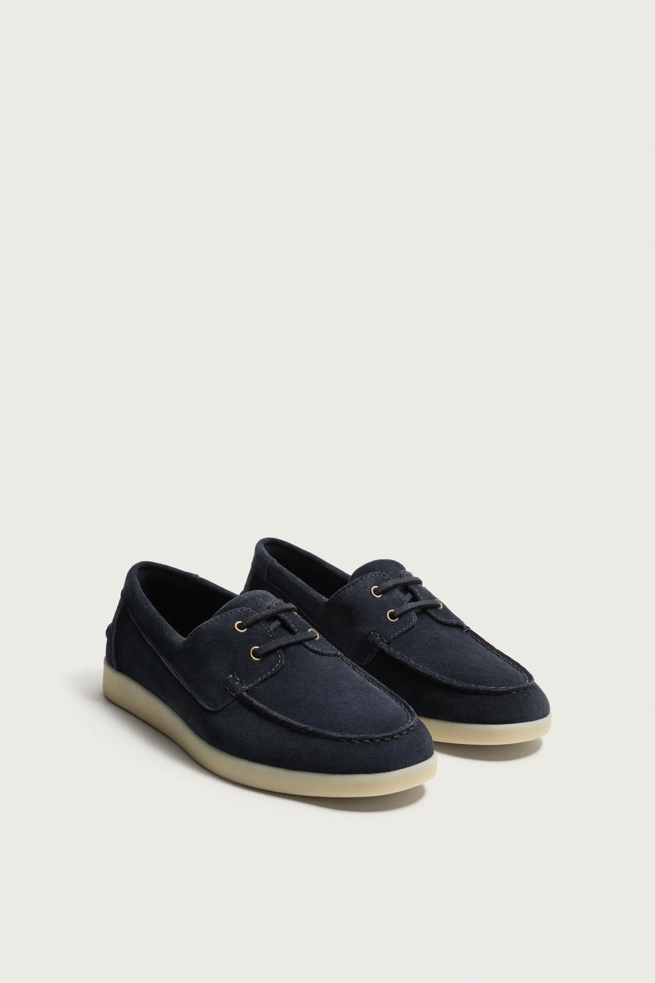 LEATHER BOAT SHOES — Blue