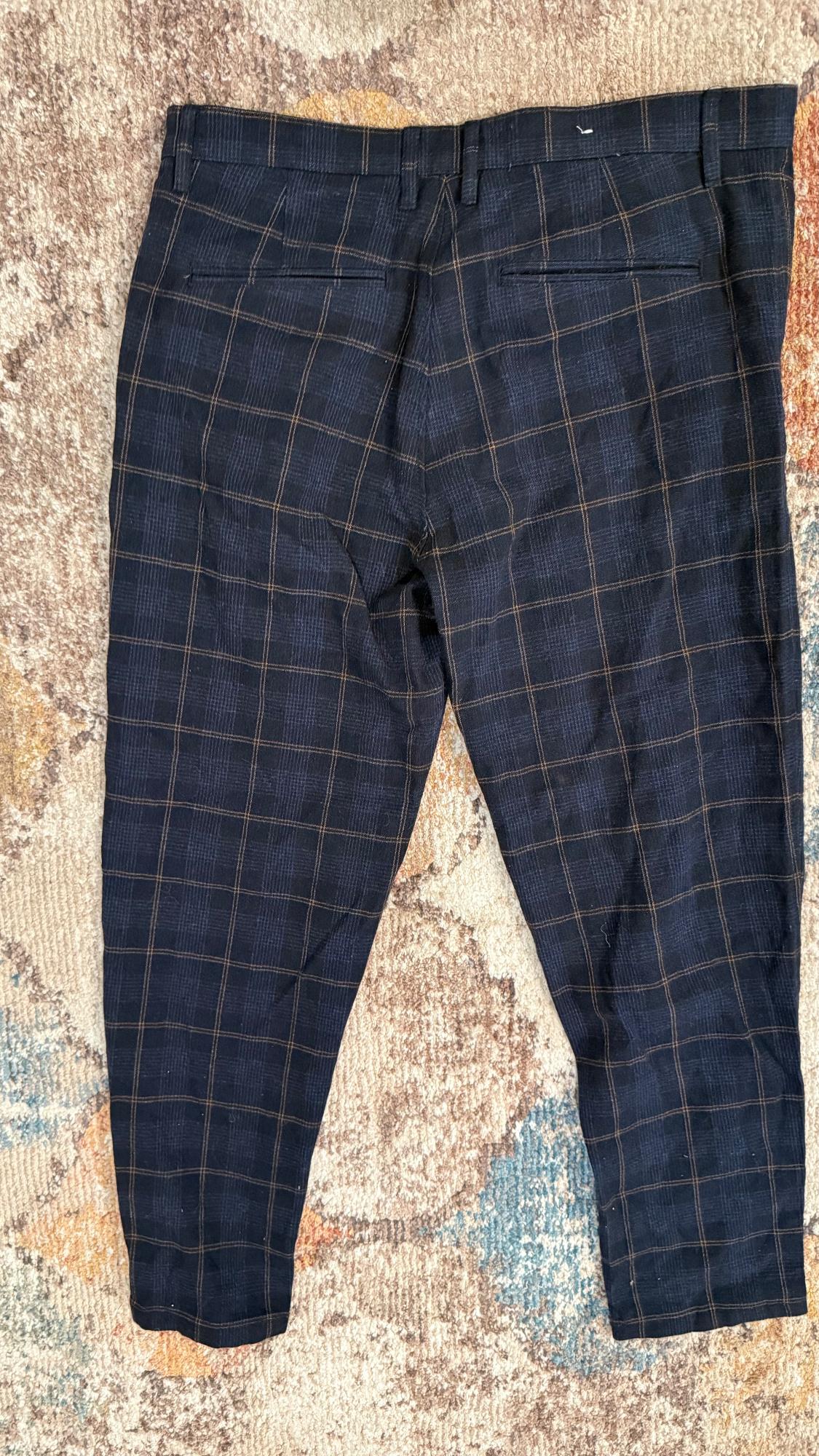 PLAID TAPERED FIT PANTS - Image 4
