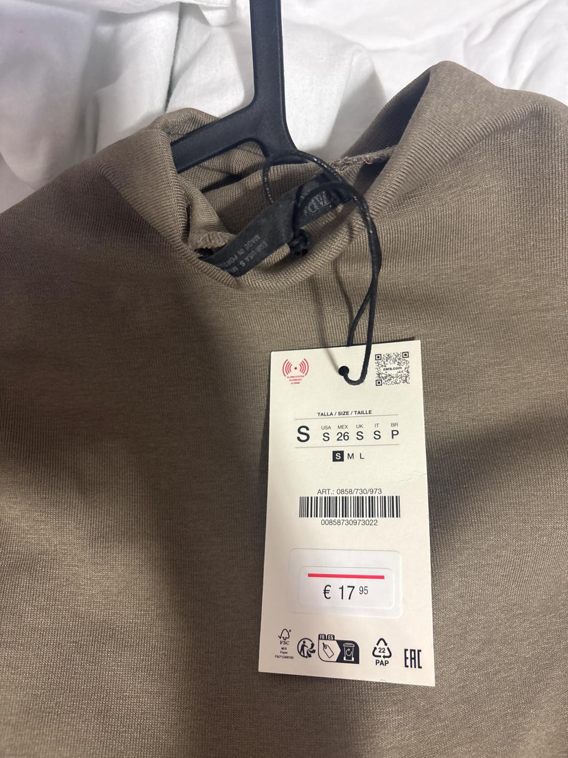 HIGH NECK TOP - Image 3