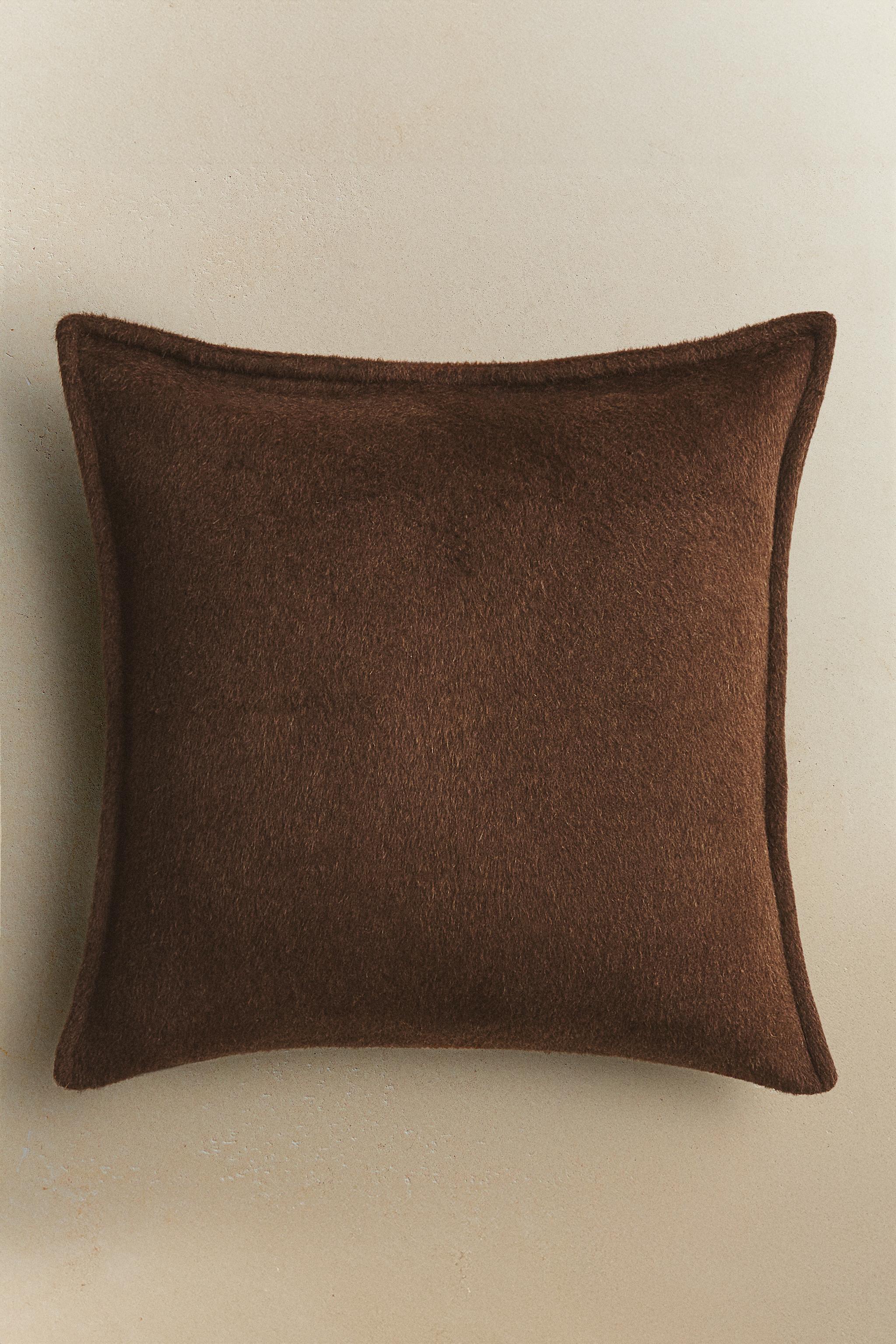 FAUX FUR THROW PILLOW COVER