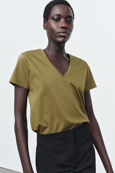 INTERLOCK V-NECK T-SHIRT - Khaki by Zara