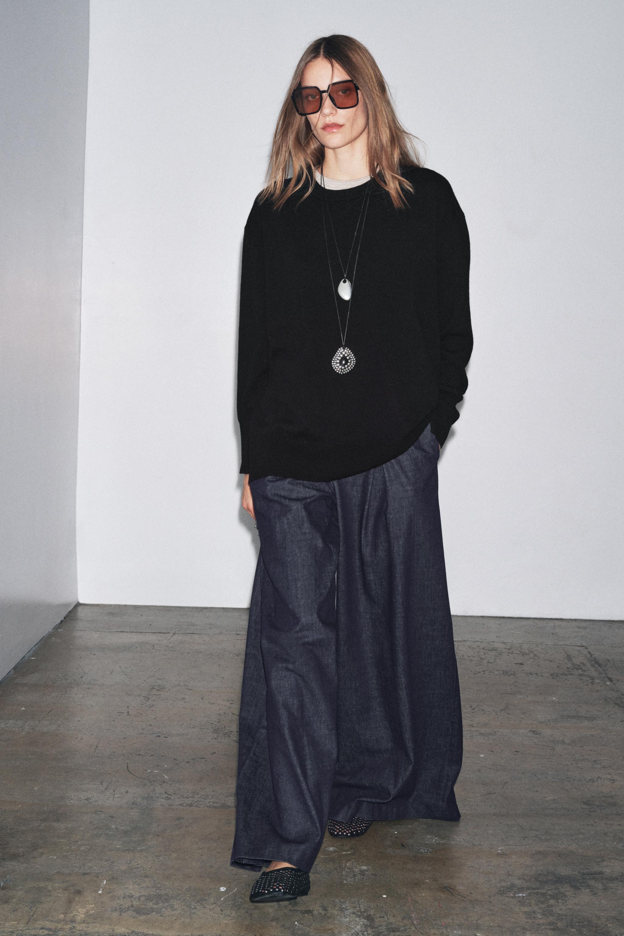 オーバーサイズ ウール100%ニットセーター - ブラック | ZARA