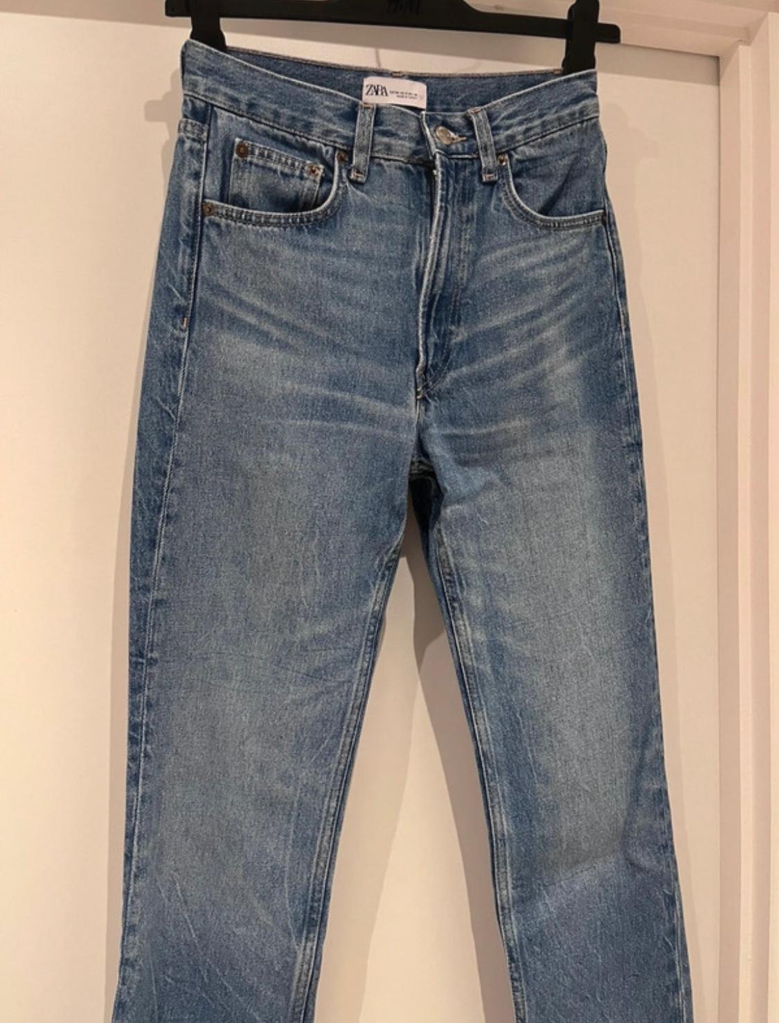 HIGH RISE STRAIGHT JEANS - Image 2
