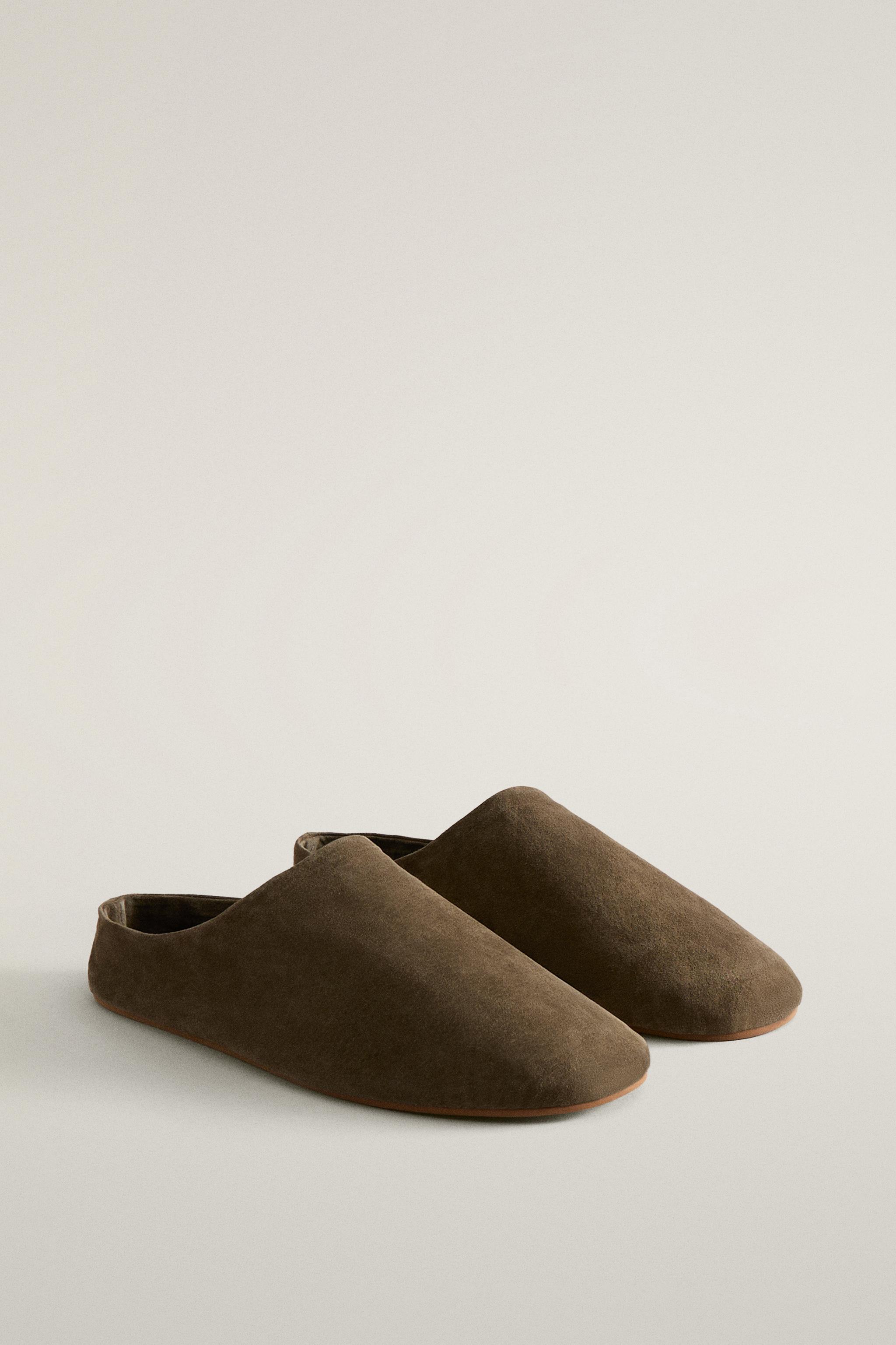 MULES EN CUIR