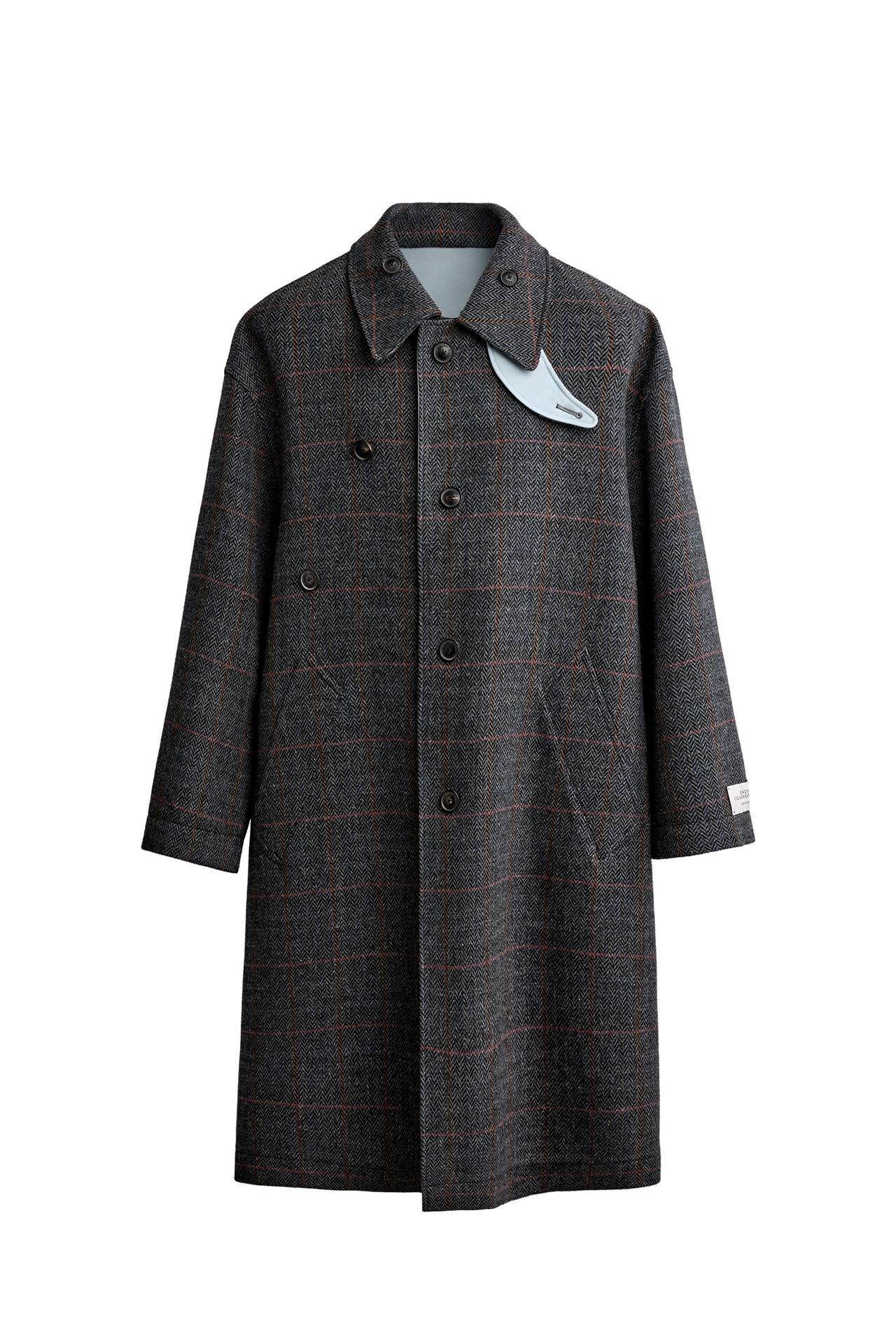 CONTRAST REVERSIBLE COAT