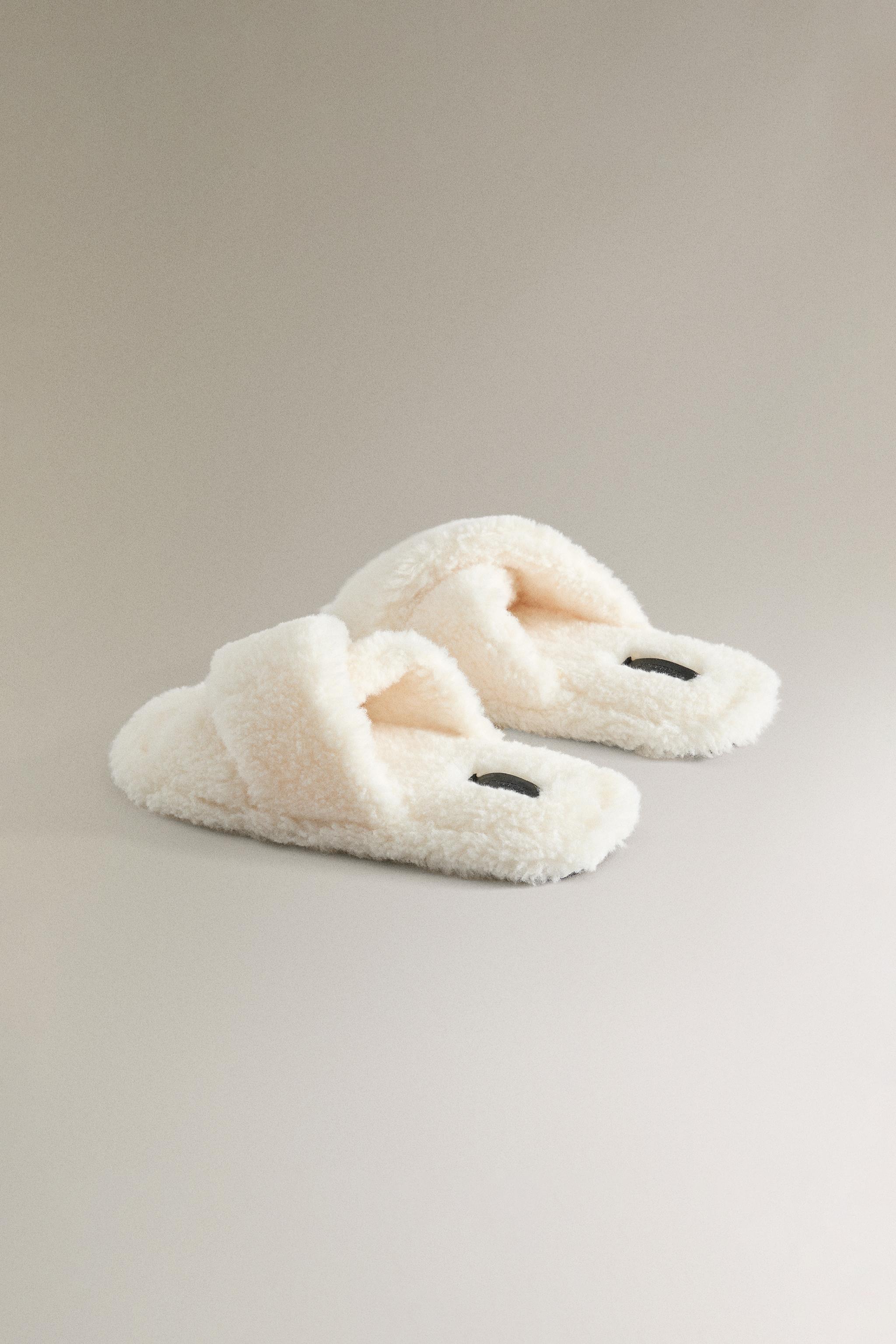 SHEEPSKIN CROSSOVER SLIPPER - Off White | ZARA United States