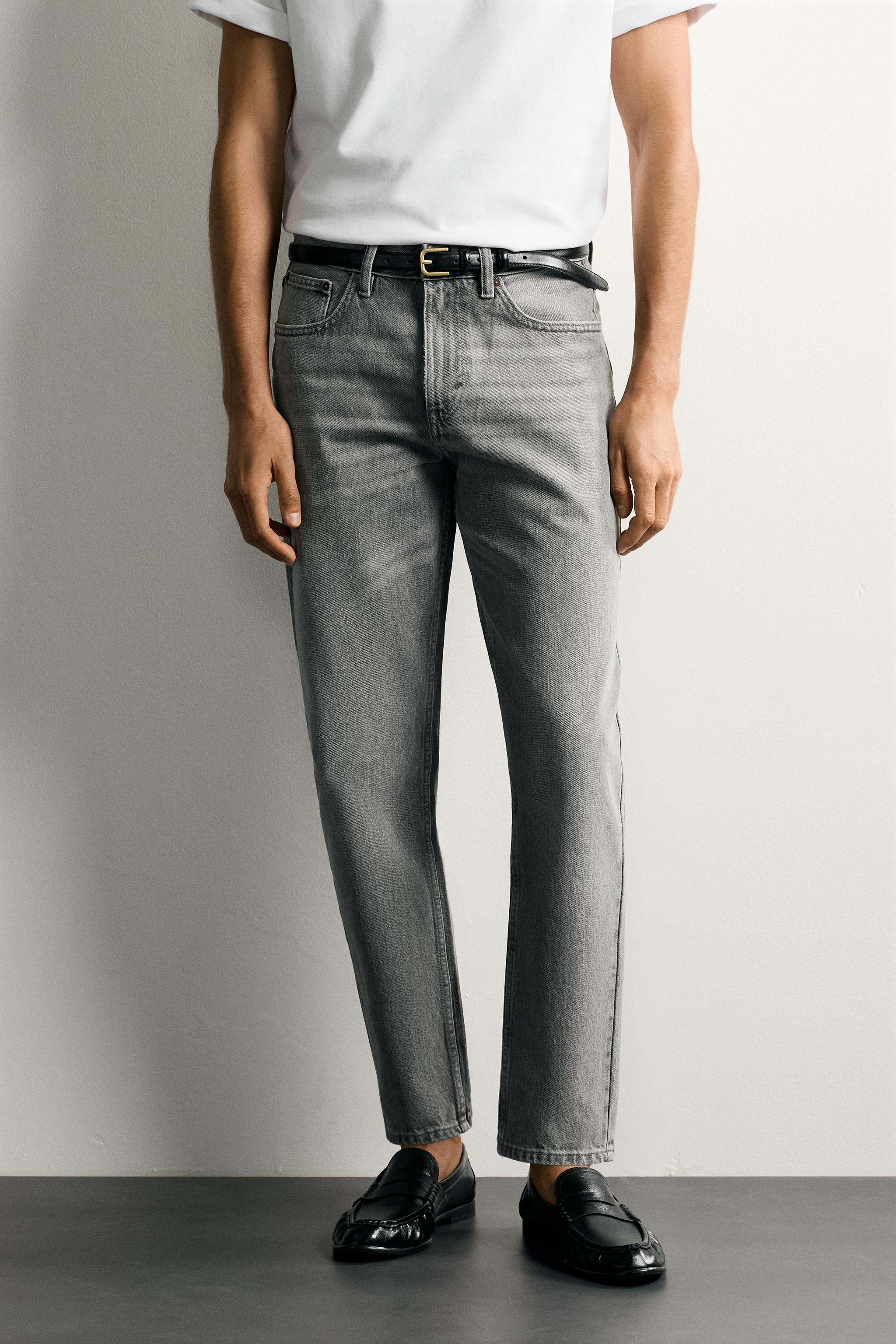 SLIM TAPERED FIT JEANS — Grey