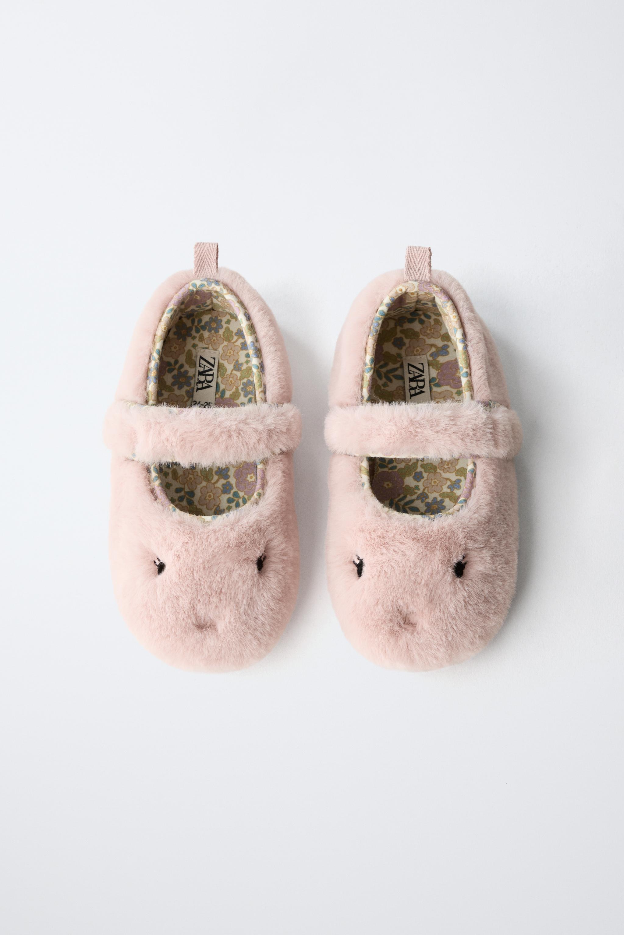 ANIMAL SLIPPERS
