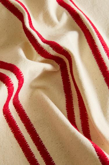 CHEMIN DE TABLE DOUBLE RAYURE BRODÉE - Rouge de Zara - Image 3
