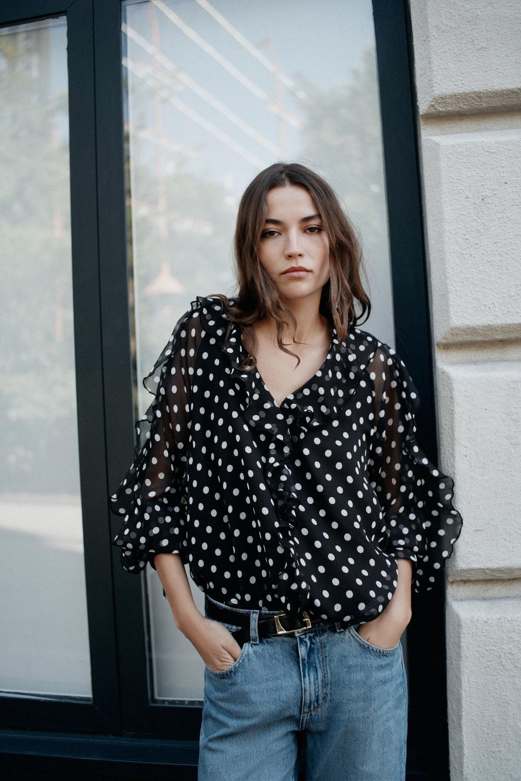 POLKA DOT BLOUSE WITH RUFFLES