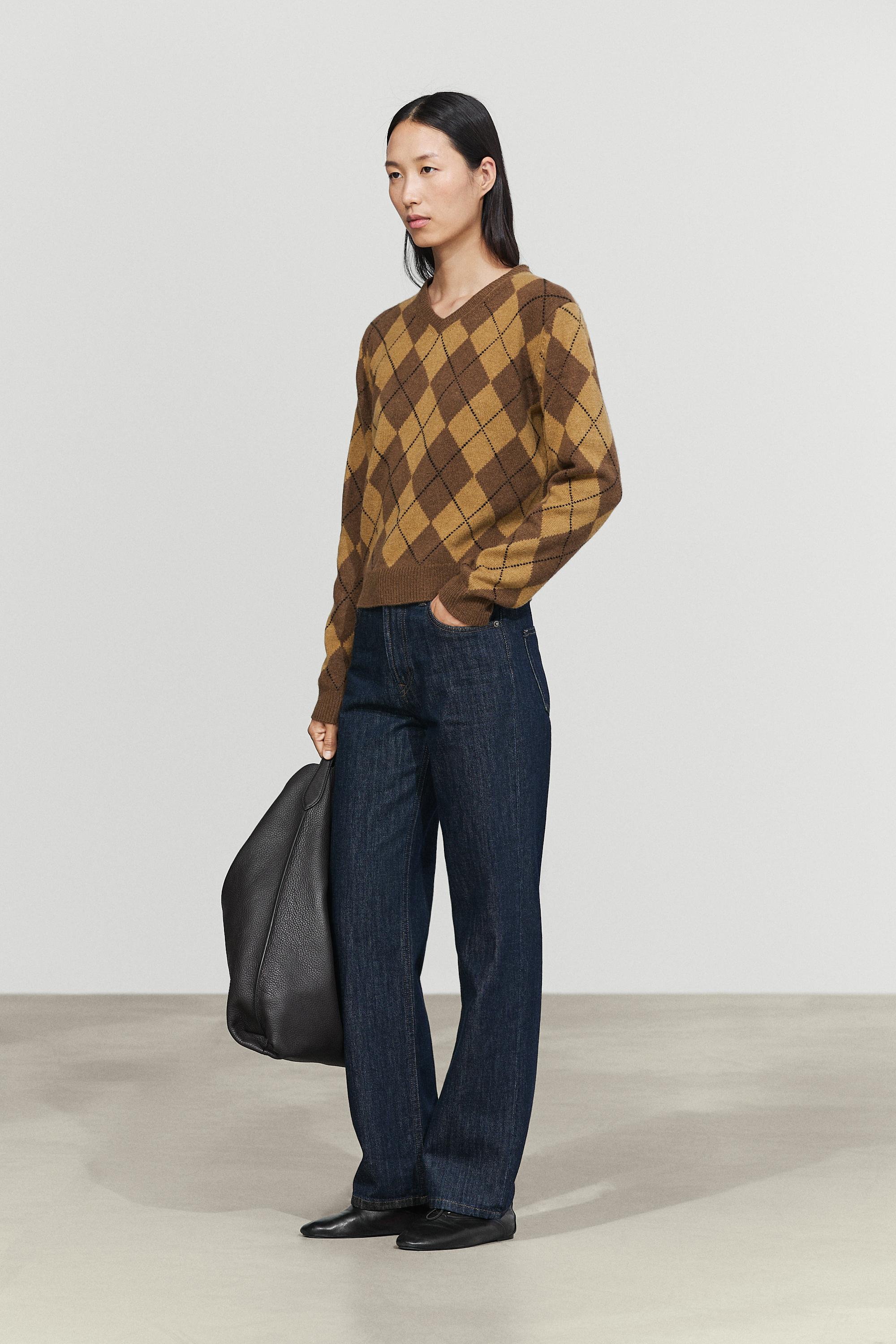 100% wool diamond knit sweater
