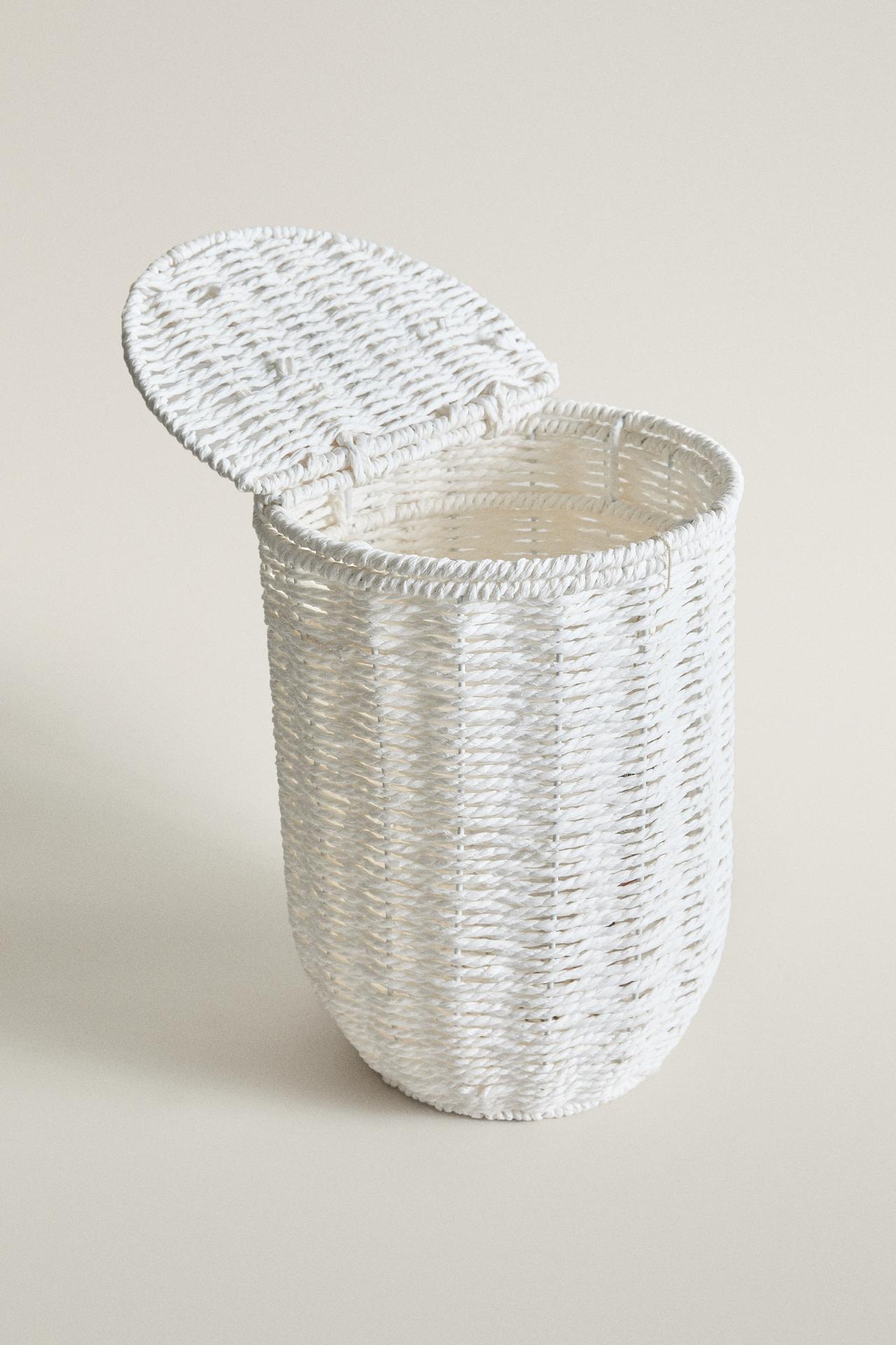 BATHROOM TRASH CAN WITH REMOVABLE LID — White