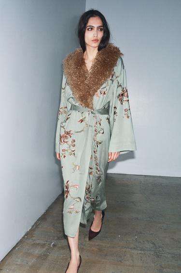 Zaras KIMONO MED FUSKPÄLSKRAGE ZW COLLECTION LIMITED EDITION - Ljusblå