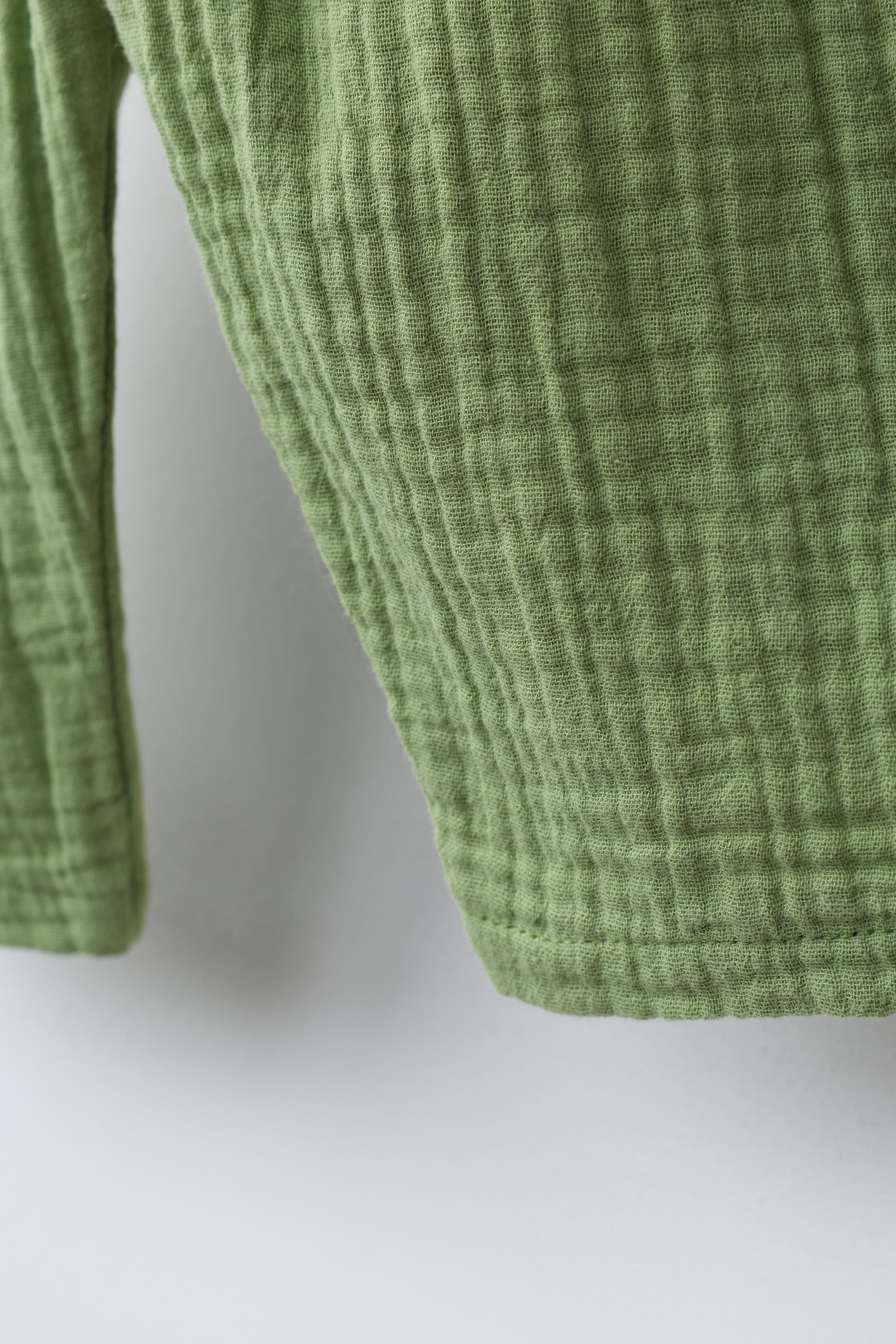 PANTALON TEXTURÉ EN MATIÈRES VARIÉES