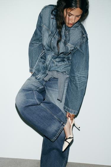 حذاء بكعب وأشرطة وإبزيم - أبيض الخاص بـ Zara