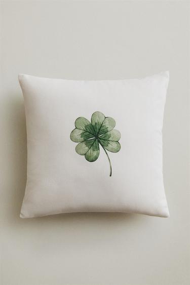 HOUSSE DE COUSSIN TRÈFLE - Beige clair de Zara - Image 4