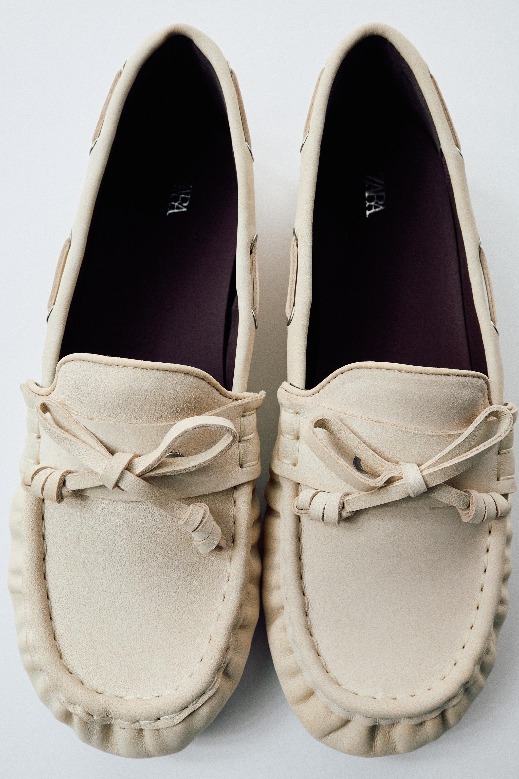 LEATHER GATHERED FLAT LOAFERS