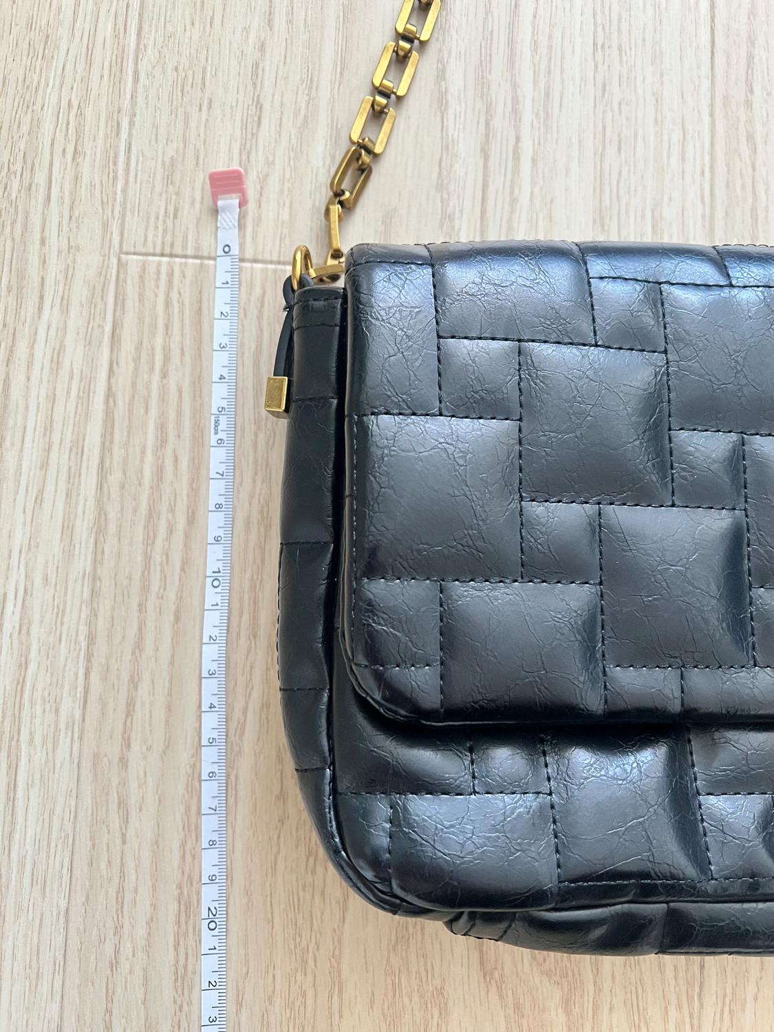 QUILTED SHOULDER BAG - Image 3