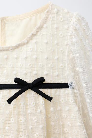 ROBE EN TULLE BRODÉE AVEC LACETS - Écru de Zara - Image 2