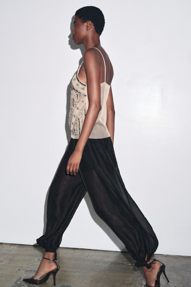 EMBROIDERED CAMISOLE