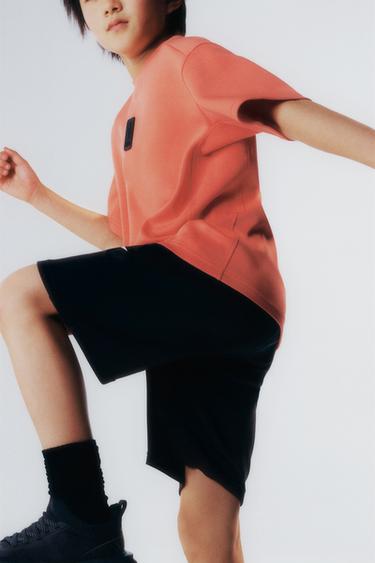 СПОРТИВНАЯ ФУТБОЛКА С МОДАЛОМ — КОРАЛЛОВЫЙ от Zara