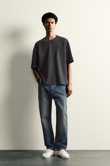 تيشرت RELAXED FIT بدرزة - أنثراسيت داكن by Zara